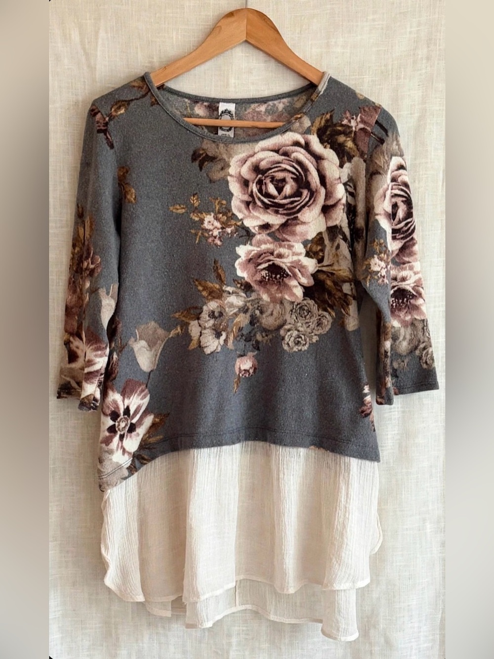 Honeyme Gray Floral Layered Tunic with Cream Hem